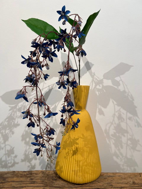 Hanging flower spray dark blue 85 cm