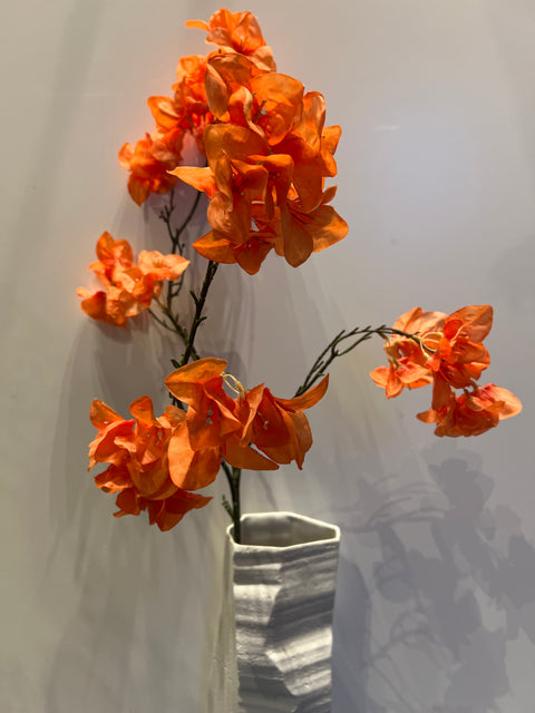 Bougainville tak oranje 104 cm
