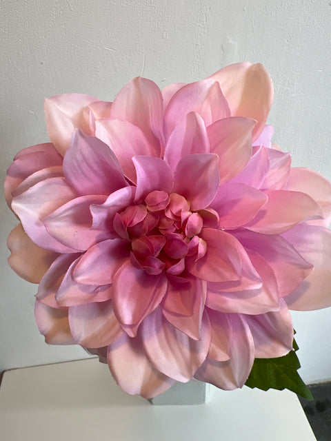 Dahlia spray tt purple 72 cm