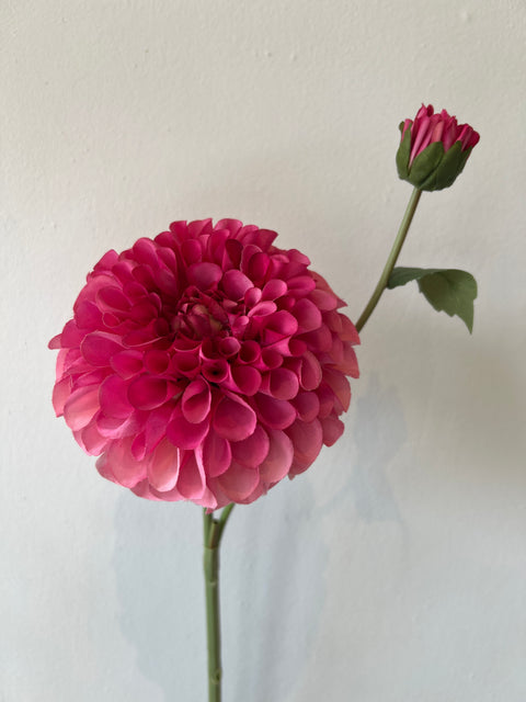 Dahlia bloem + knop donker roze 60 cm