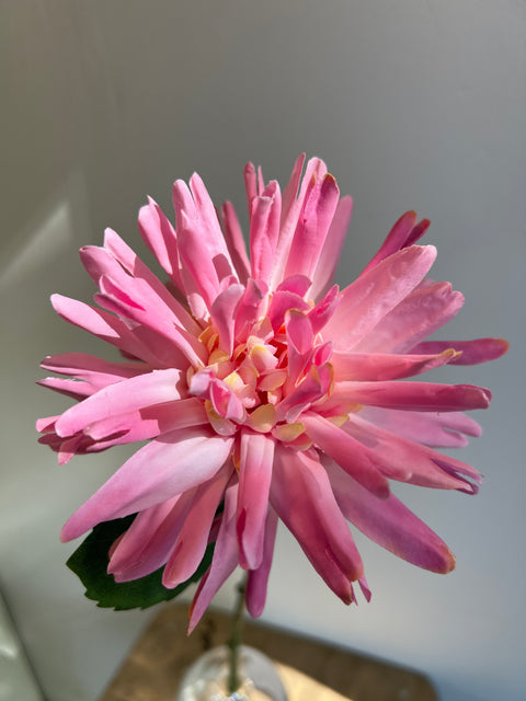 Dahlia bloem 59 cm roze